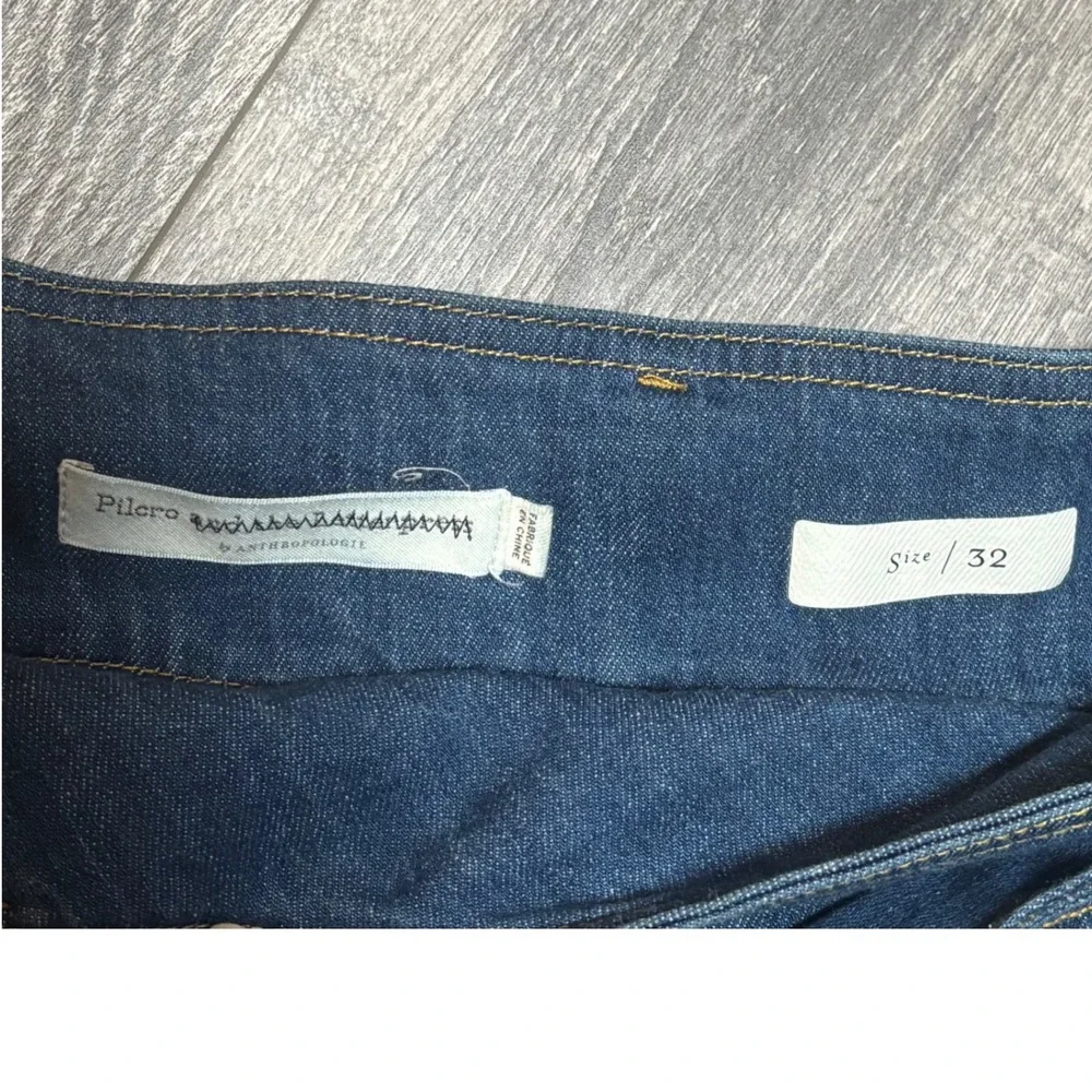 Anthropologie Pilcro High Rise Wide Leg Cropped Belted Jeans Blue Denim size 32